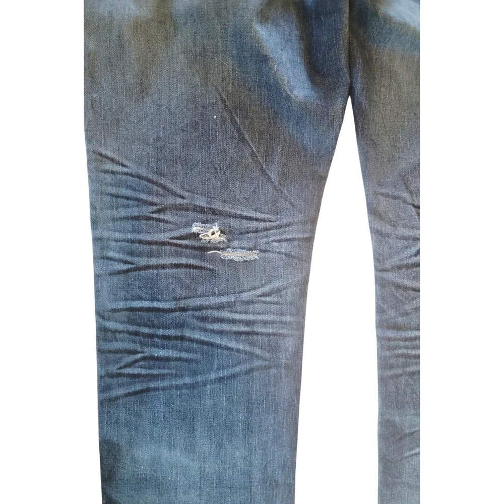 True Religion Geno Men's 32 Relaxed Slim Distressed Denim‎ Jeans USA Made